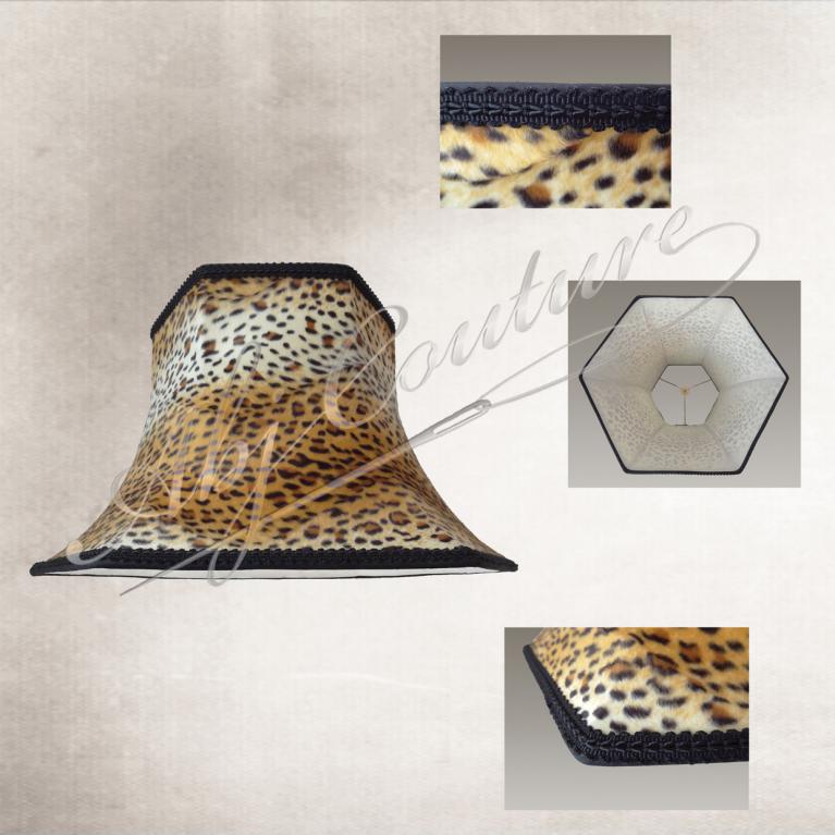 Abat-jour pagode hexagonale tissu léopard tendu doublure écru galon noir haut et bas