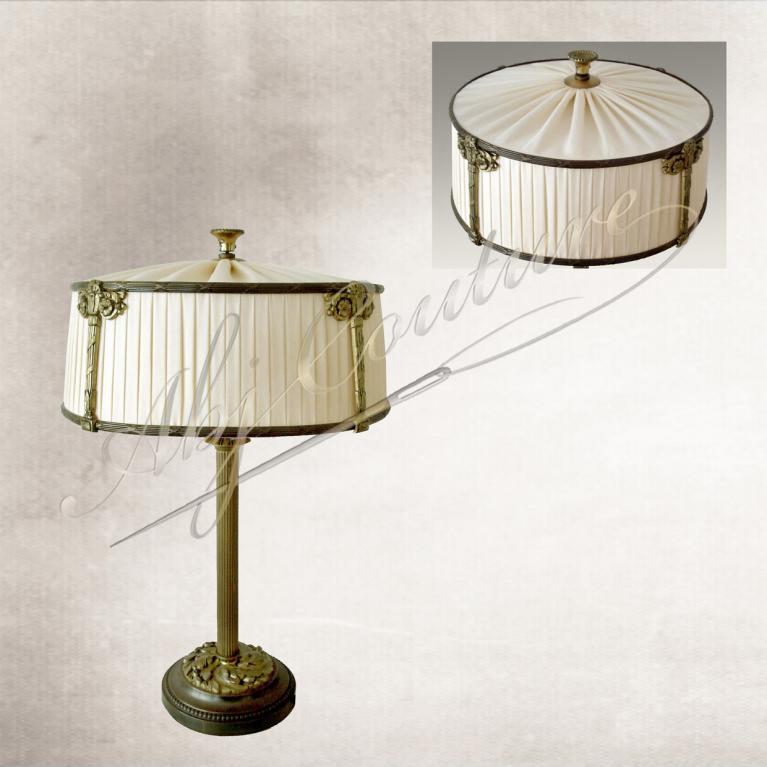 Abat-jour-empire-plissé-plis-Dior-soie-écru-doublé-plafond-froncé