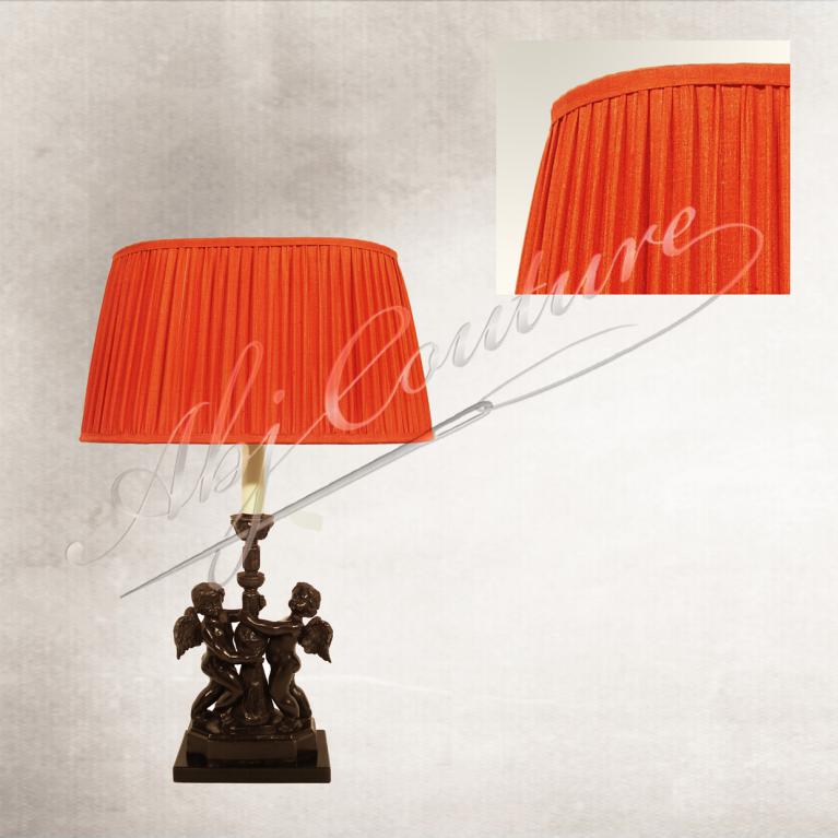 Abat-jour-oval-droit-froncé-soie-rouge-doublure-écru