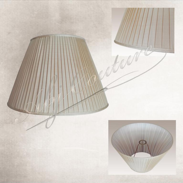 Abat-jour 45 cm plissé plis fins occultant en soie beige doublure blanche